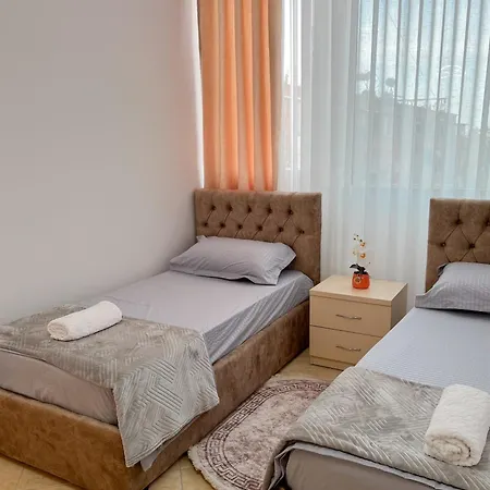 Tirana City Rental Apartments アパート ティラナ