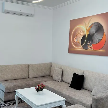 Tirana City Rental Apartments * ティラナ