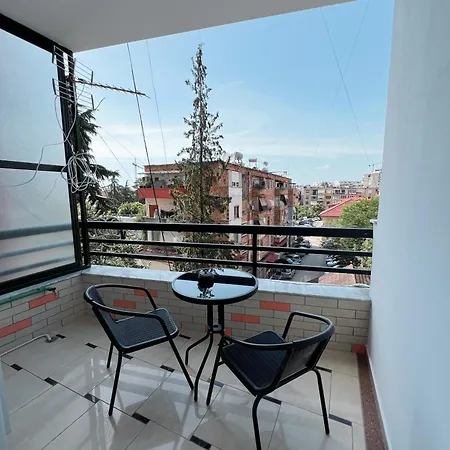 Tirana City Rental Apartments ティラナ